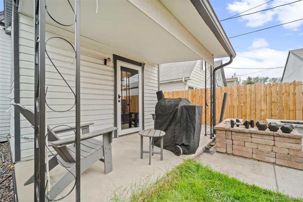 3233 N Marion Street Denver CO 80205