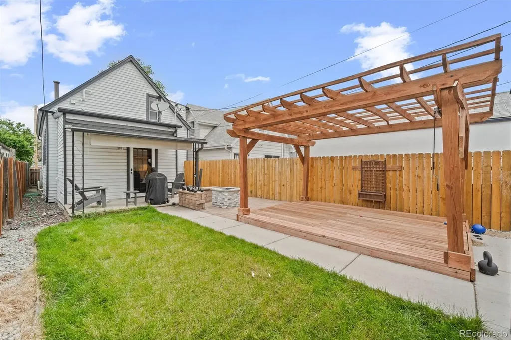 3233 N Marion Street Denver CO 80205