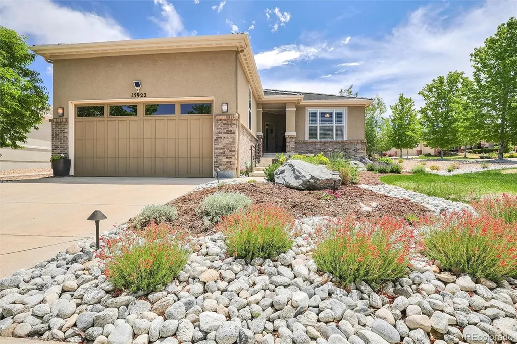 15922 Torreys Way Broomfield CO 80023