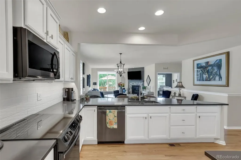 15922 Torreys Way Broomfield CO 80023