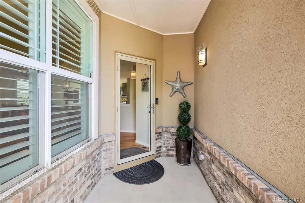 15922 Torreys Way Broomfield CO 80023