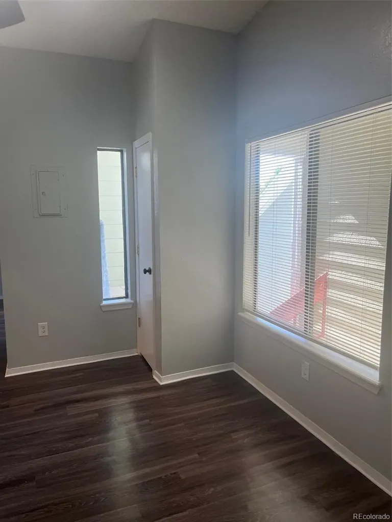 910 S Dawson Way Aurora CO 80012