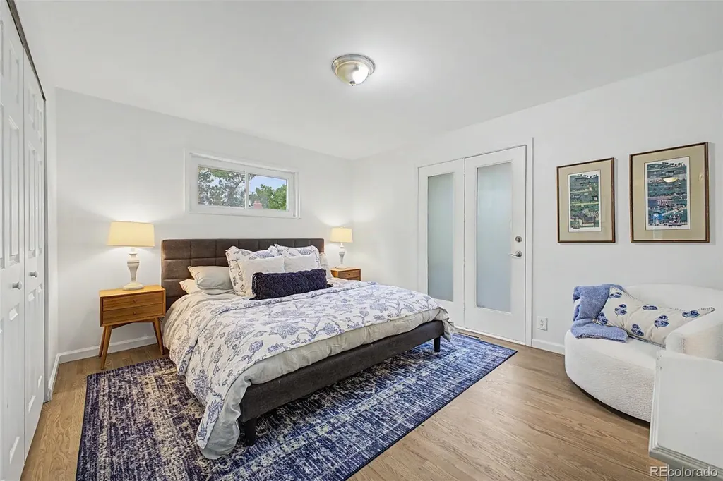 3076 S Holly Place Denver CO 80222