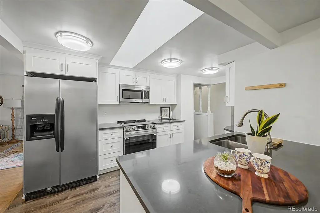 3076 S Holly Place Denver CO 80222