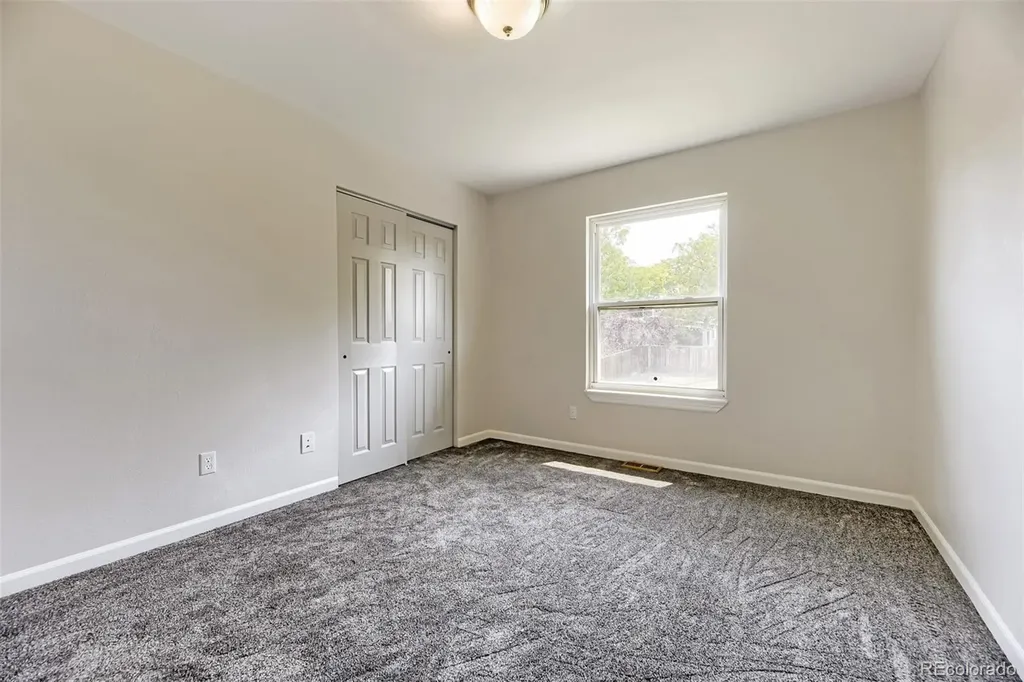 1026 Mobile Street Aurora CO 80011
