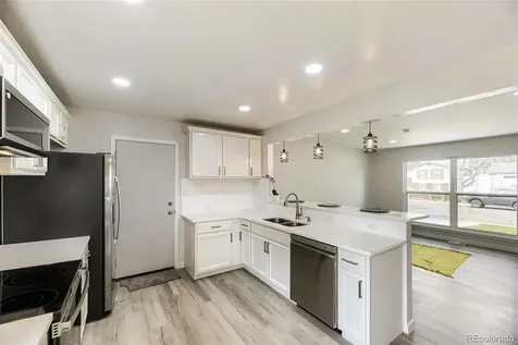 1026 Mobile Street Aurora CO 80011