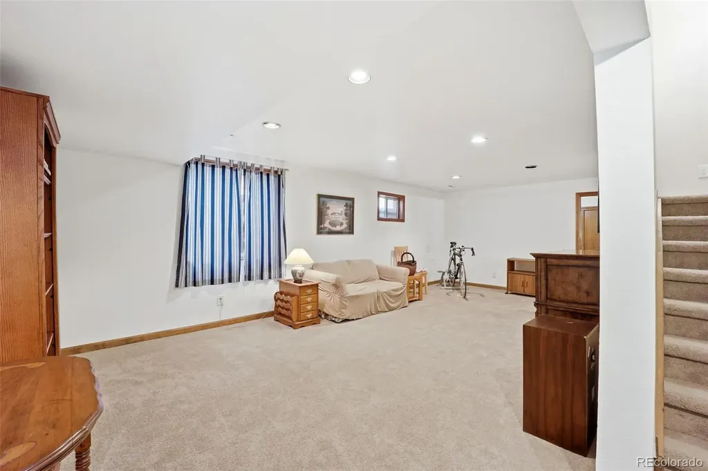 9342 Cornell Circle Highlands Ranch CO 80130