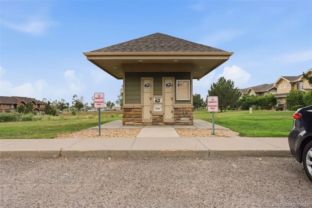 9788 Cherry Lane Denver CO 80229