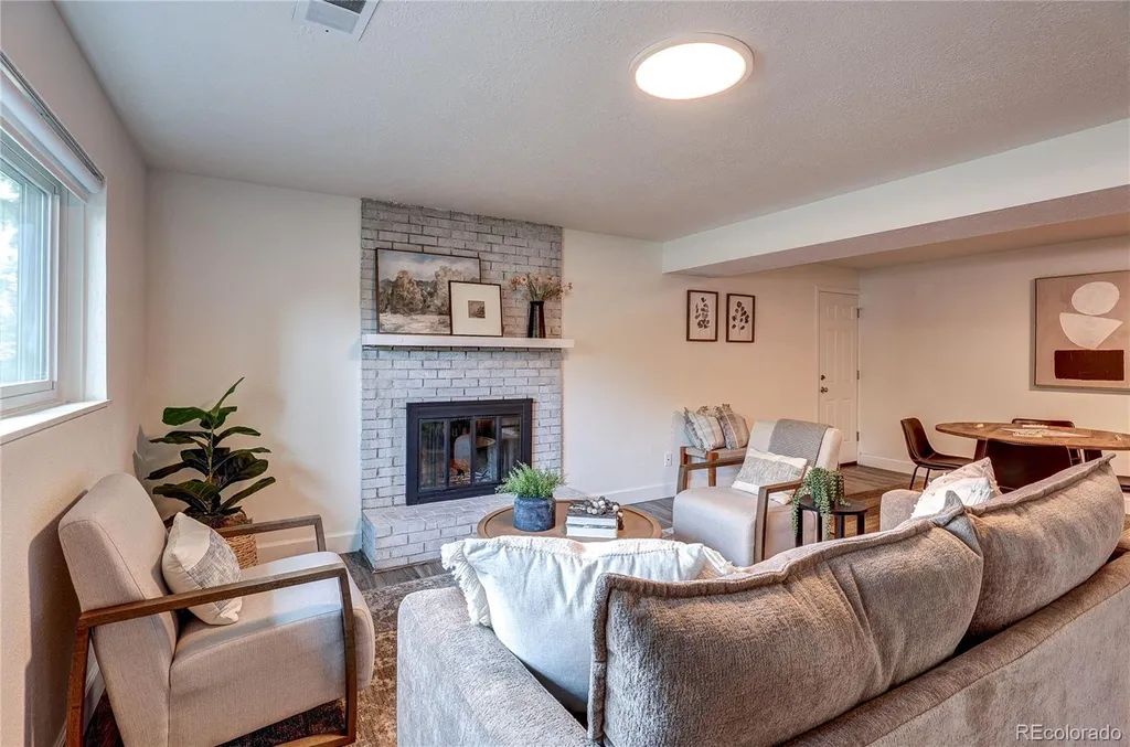 7223 S Clarkson Street Littleton CO 80122