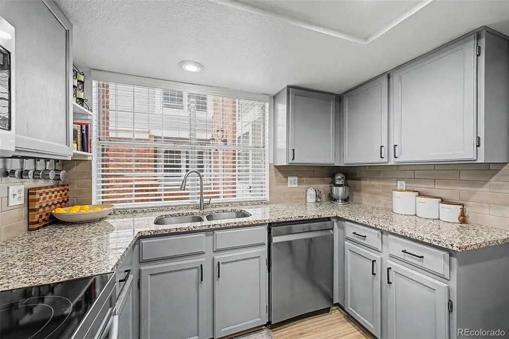 7684 S Monaco Circle Englewood CO 80112