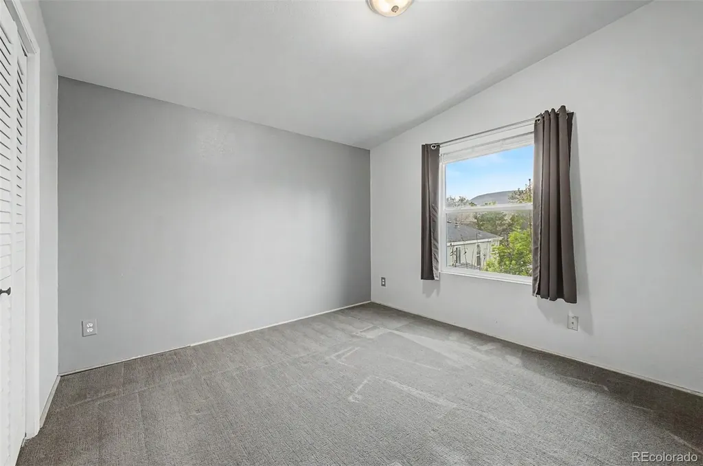 129 Ponderosa Circle Golden CO 80401