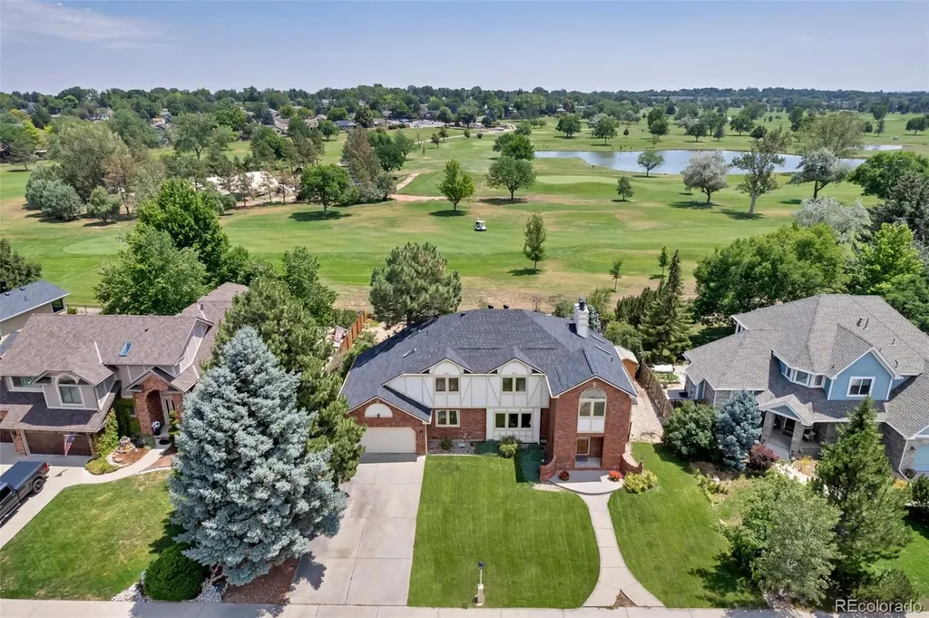 1147 Twin Peaks Circle Longmont CO 80503