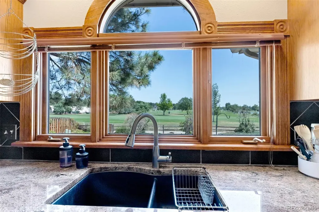 1147 Twin Peaks Circle Longmont CO 80503