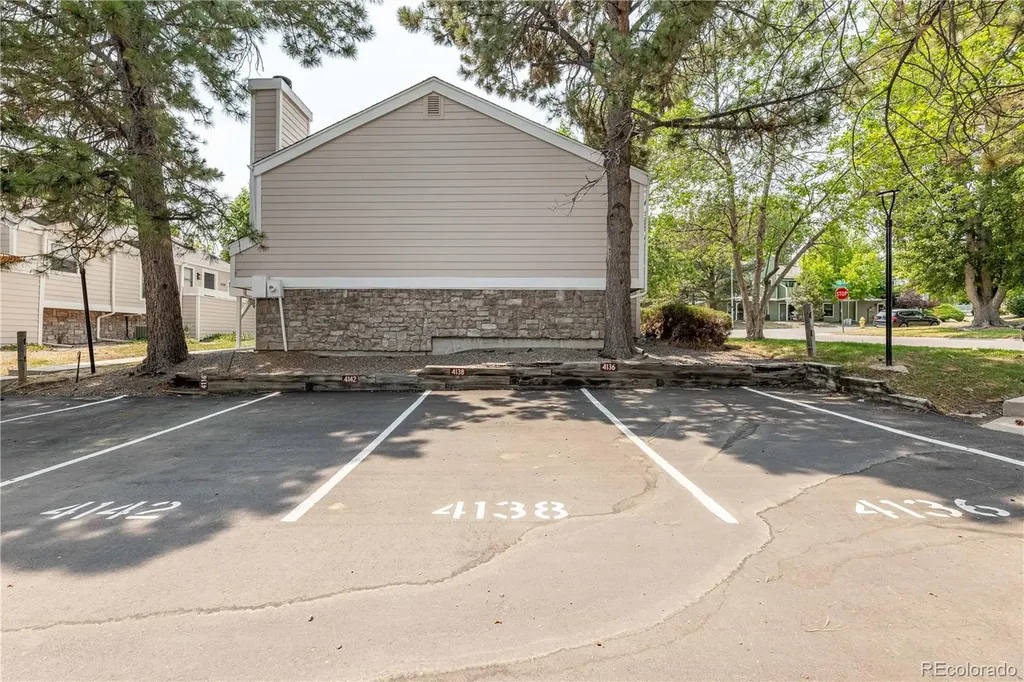 4138 S Rifle Way Aurora CO 80013