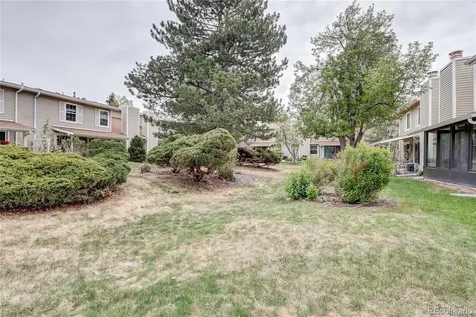 2784 S Heather Gardens Way Aurora CO 80014