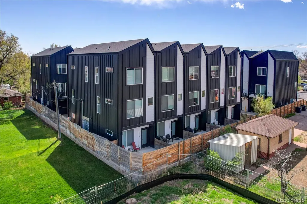 4925 W 10th Avenue Denver CO 80204