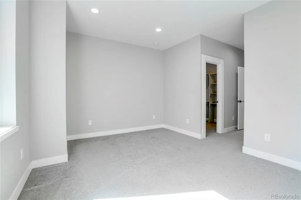 4925 W 10th Avenue Denver CO 80204