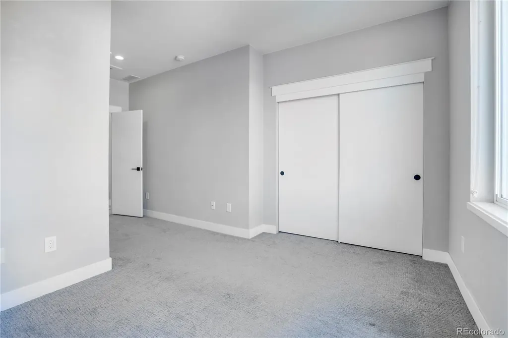 4925 W 10th Avenue Denver CO 80204