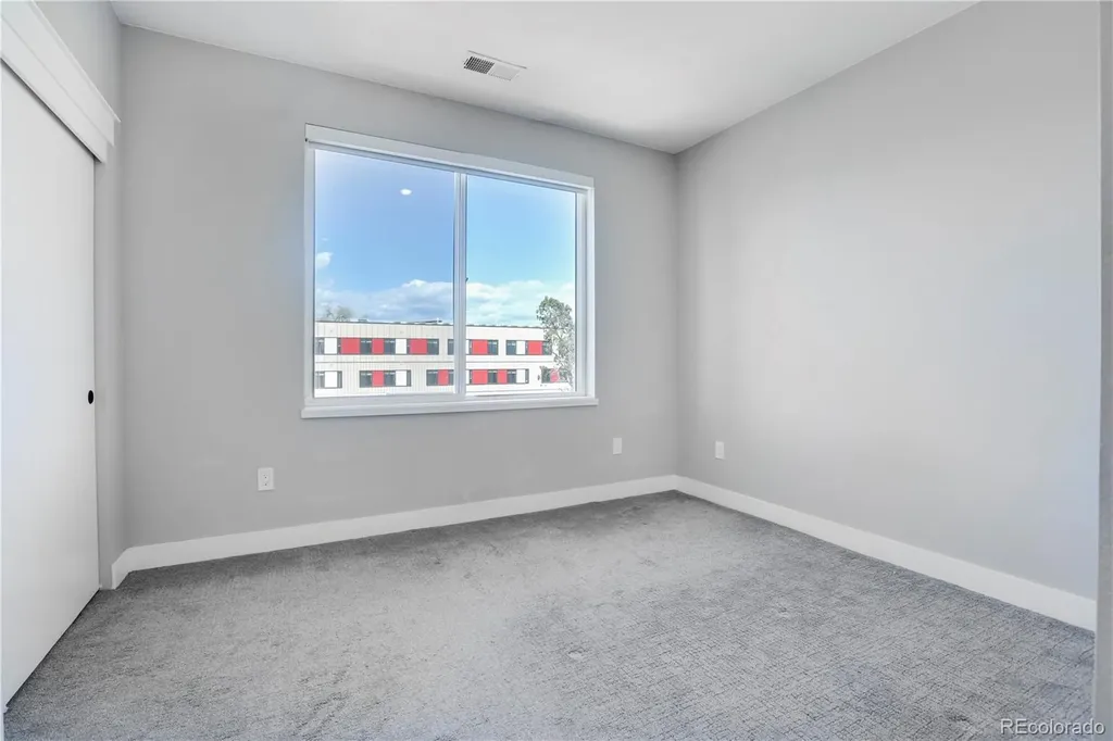 4925 W 10th Avenue Denver CO 80204