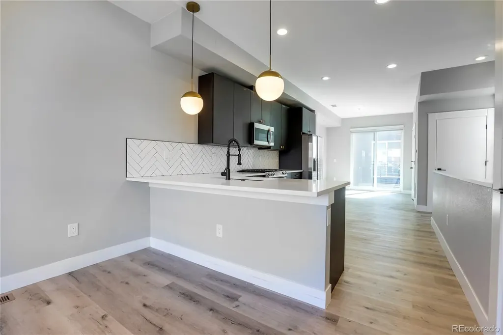 4925 W 10th Avenue Denver CO 80204