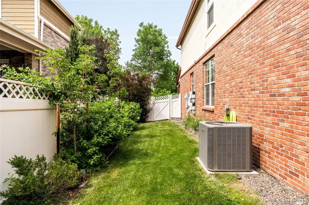 7754 E 9th Avenue Denver CO 80230