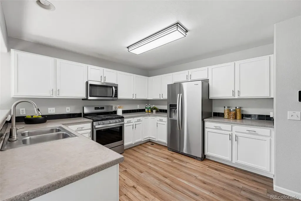 22150 E Milan Place Aurora CO 80018