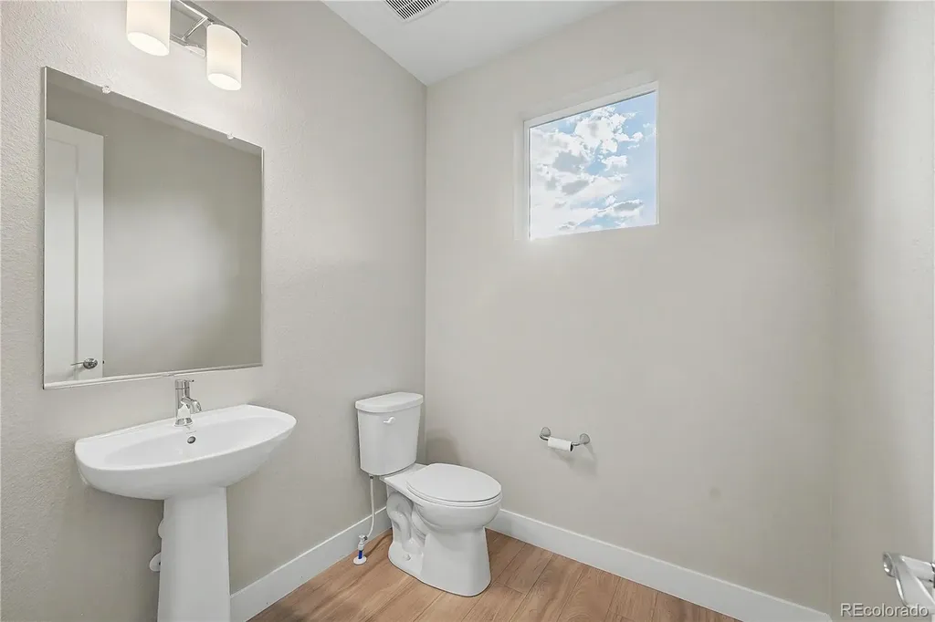 9650 E 63rd Place Denver CO 80238