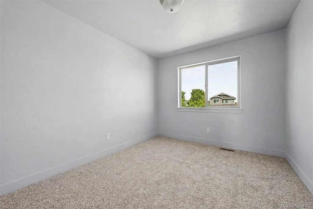 1097 Johnson Street Wiggins CO 80654