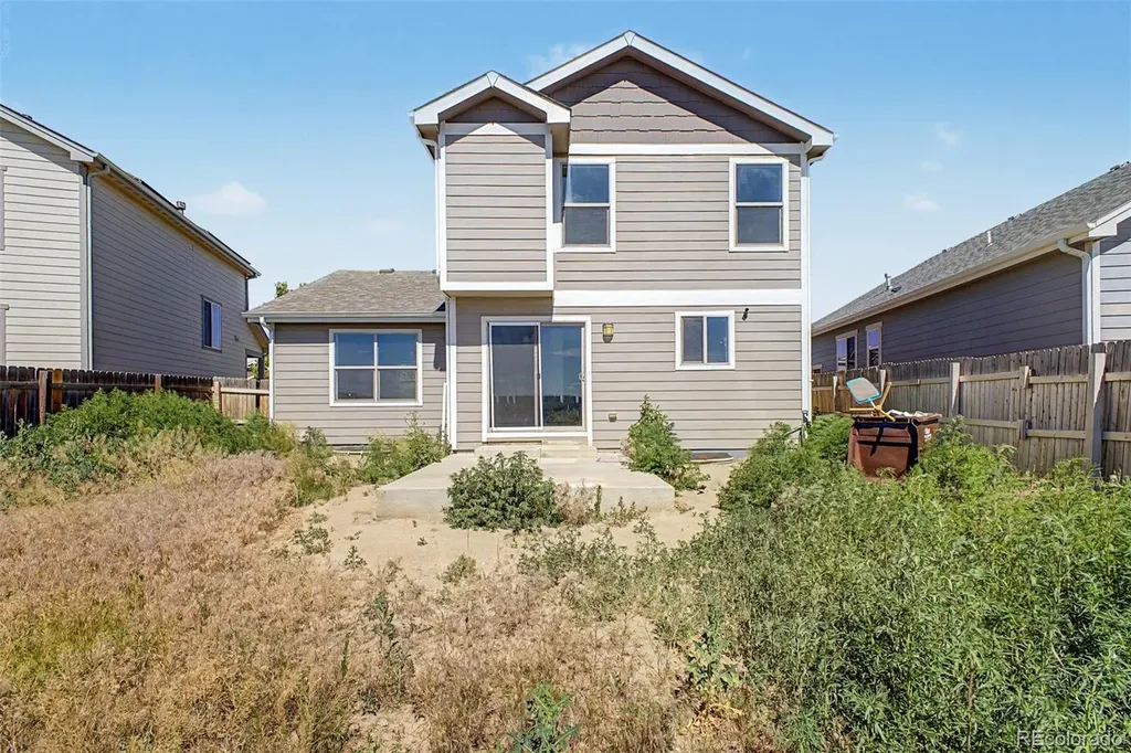 1097 Johnson Street Wiggins CO 80654