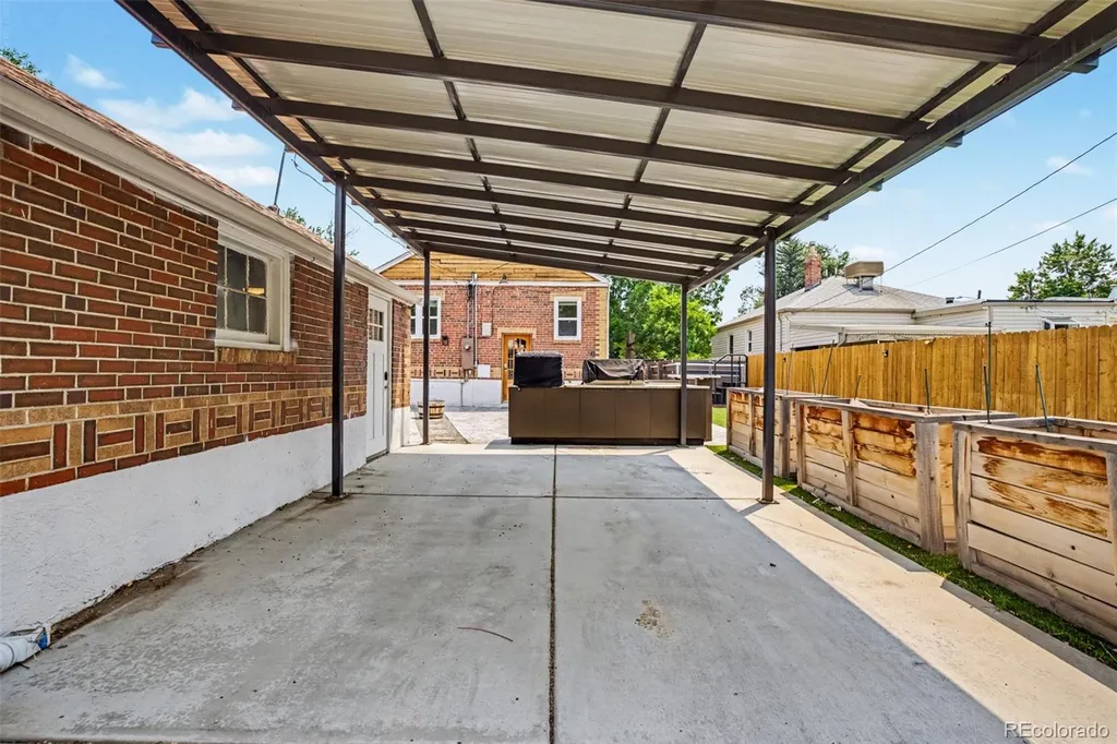 4871 Quitman Street Denver CO 80212