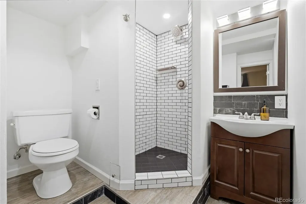5655 Nebraska Way Denver CO 80224