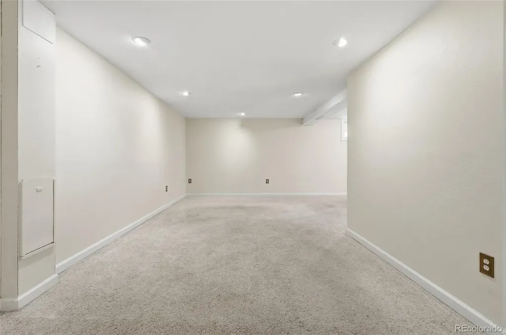 5655 Nebraska Way Denver CO 80224