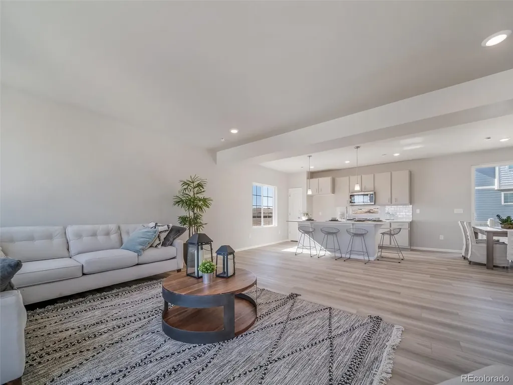 46597 Sunflower Lane Bennett CO 80102