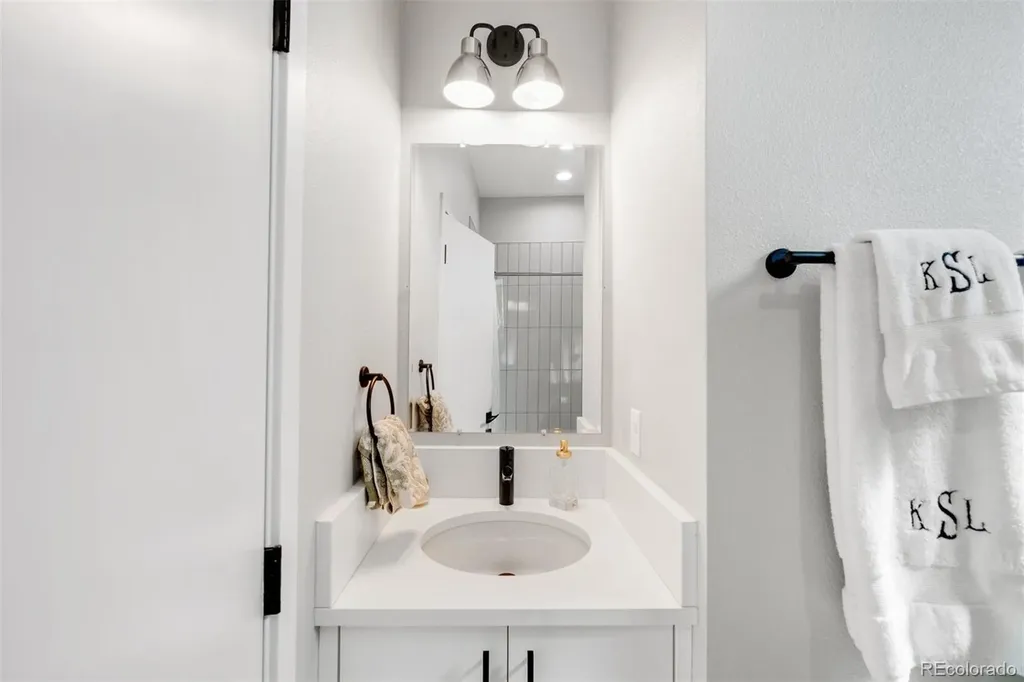 3830 Jason Street Denver CO 80211