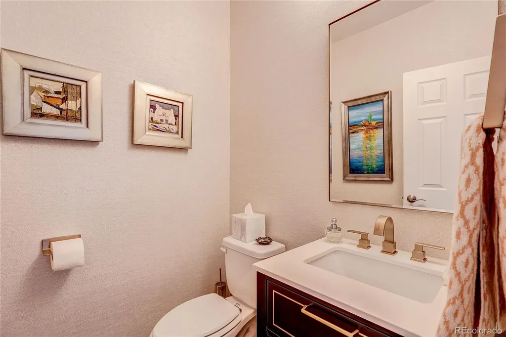 7214 S Shady Grove Court Aurora CO 80016