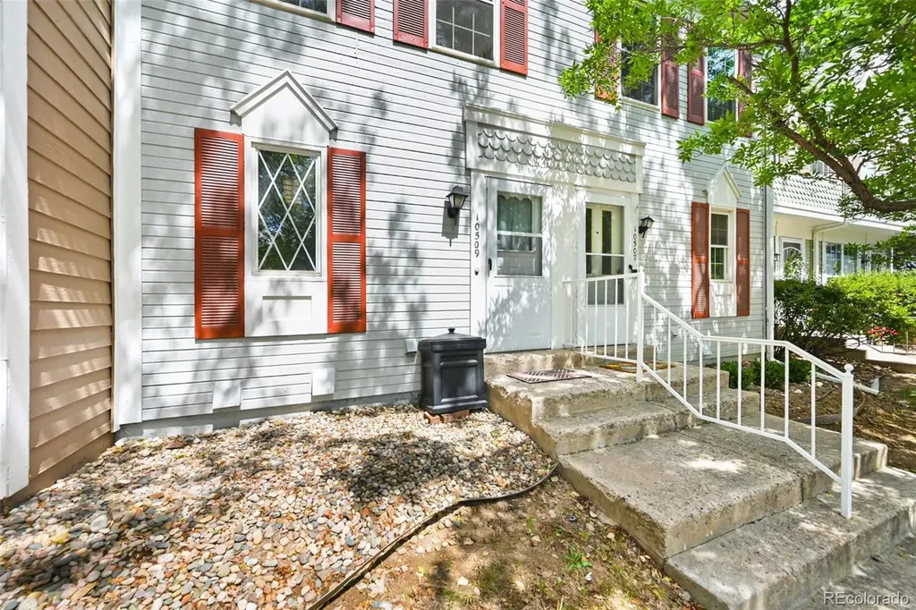 10509 W Dartmouth Avenue Lakewood CO 80227