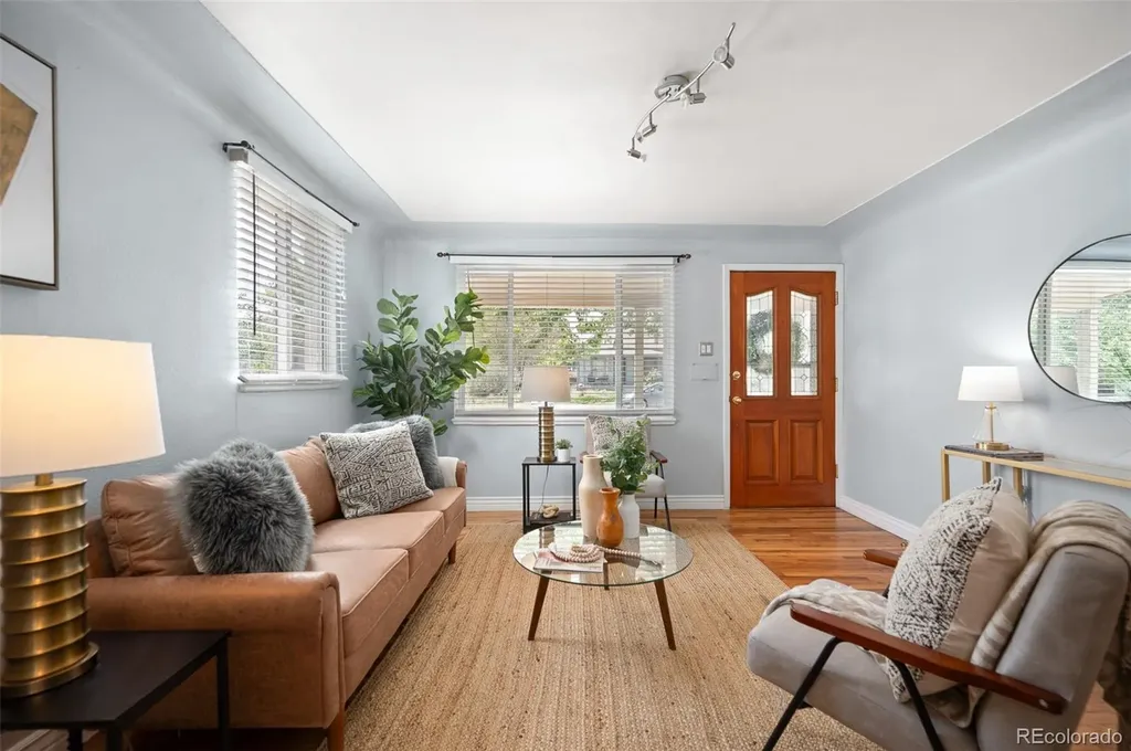 4928 Julian Street Denver CO 80221