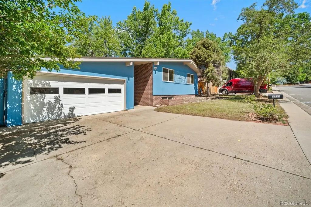 1521 Utah Street Golden CO 80401