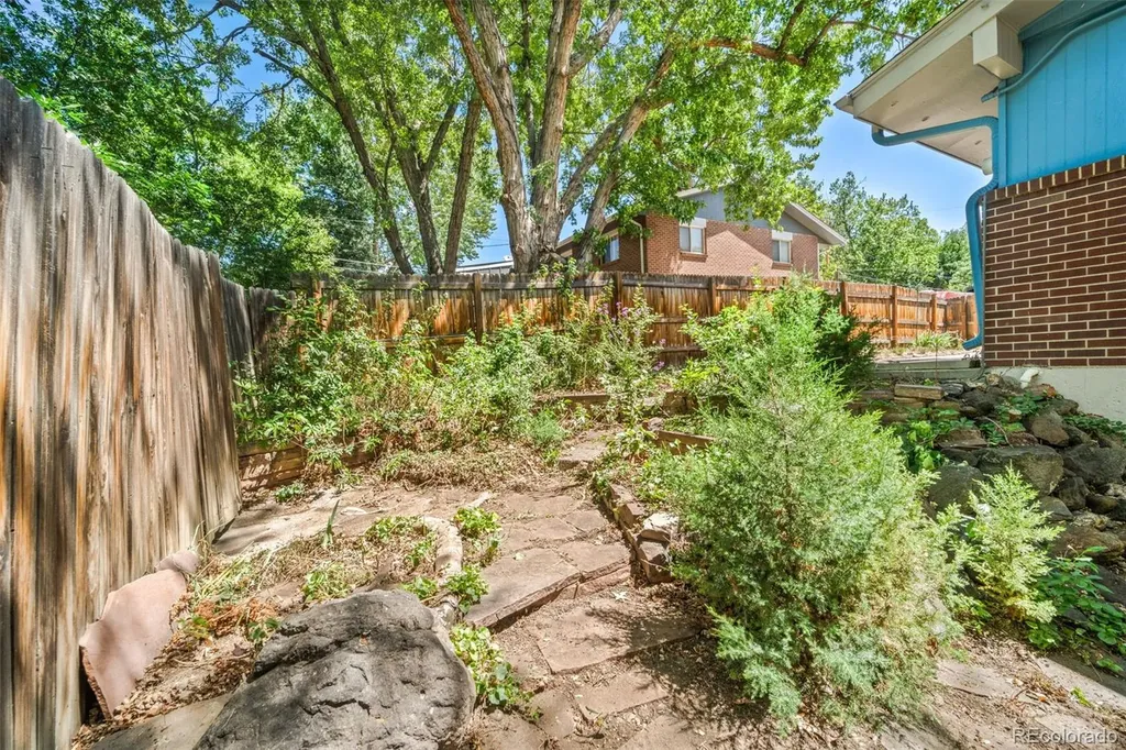 1521 Utah Street Golden CO 80401