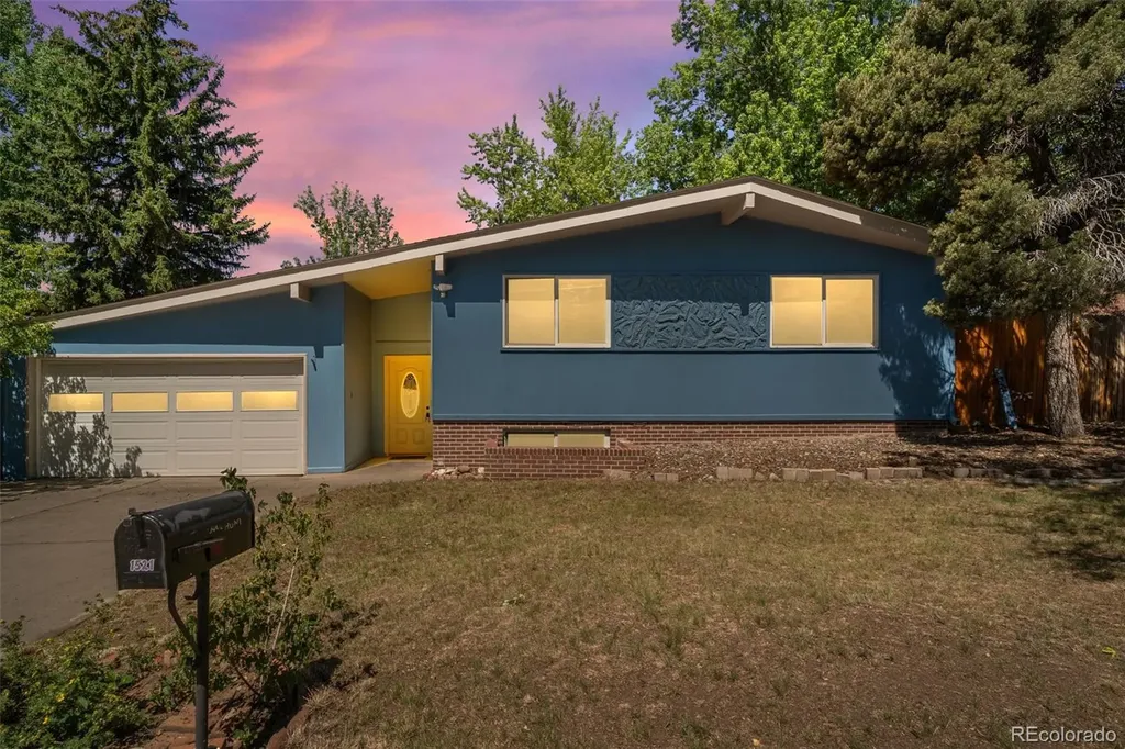 1521 Utah Street Golden CO 80401