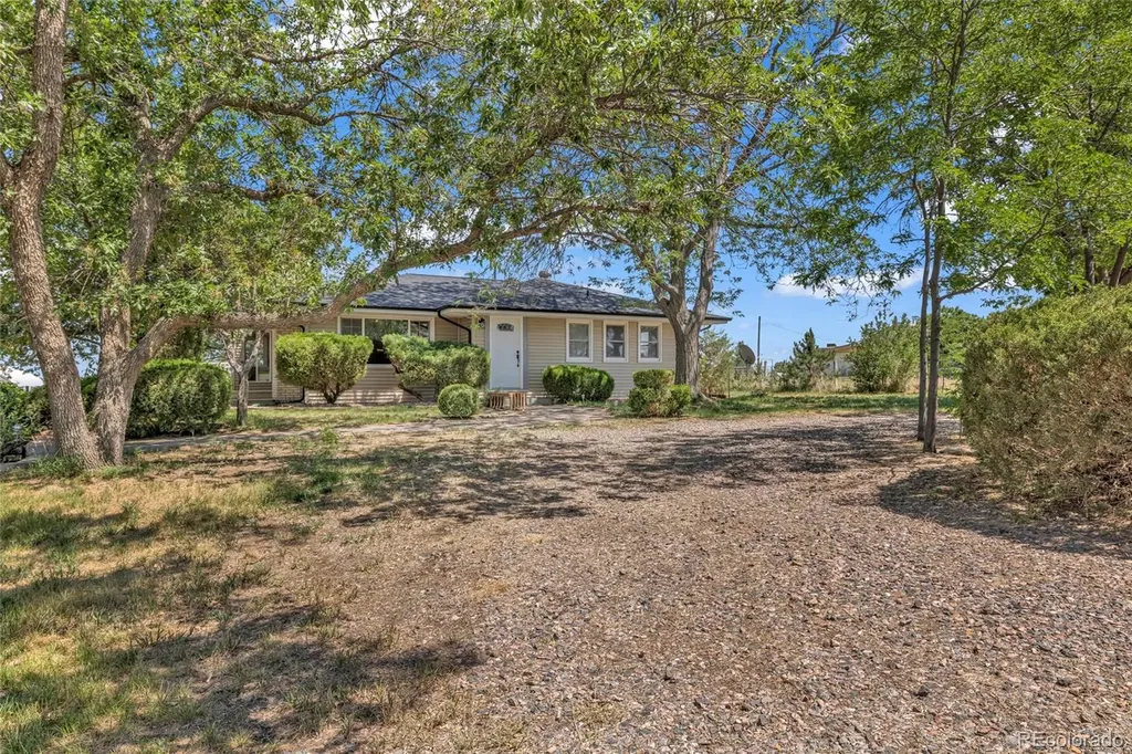 2330 Mathews Avenue Fort Lupton CO 80621