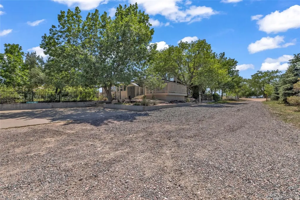 2330 Mathews Avenue Fort Lupton CO 80621