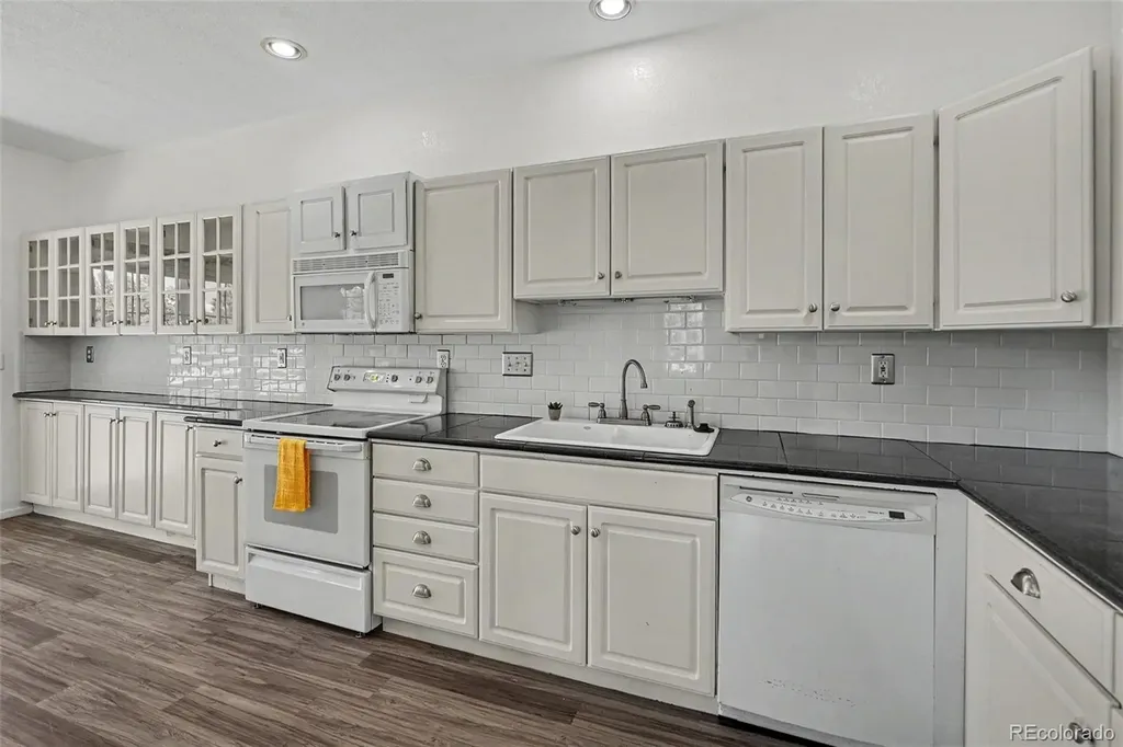 9741 E Hawaii Place Denver CO 80247