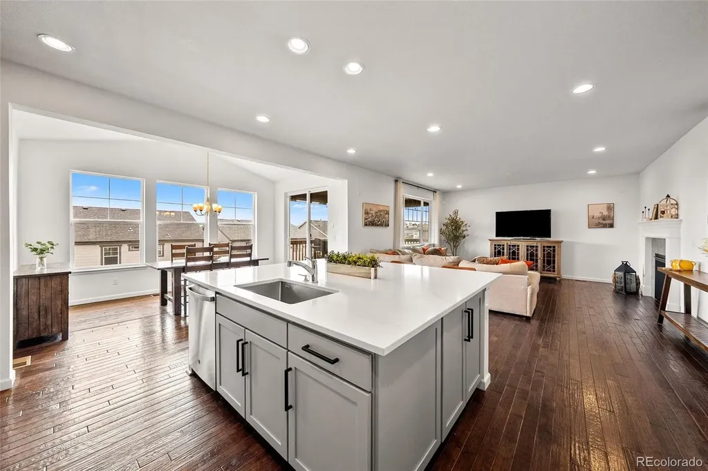 3922 White Rose Street Castle Rock CO 80108