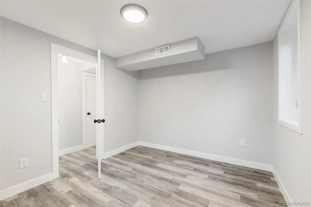 1256 S Dover Way Denver CO 80232