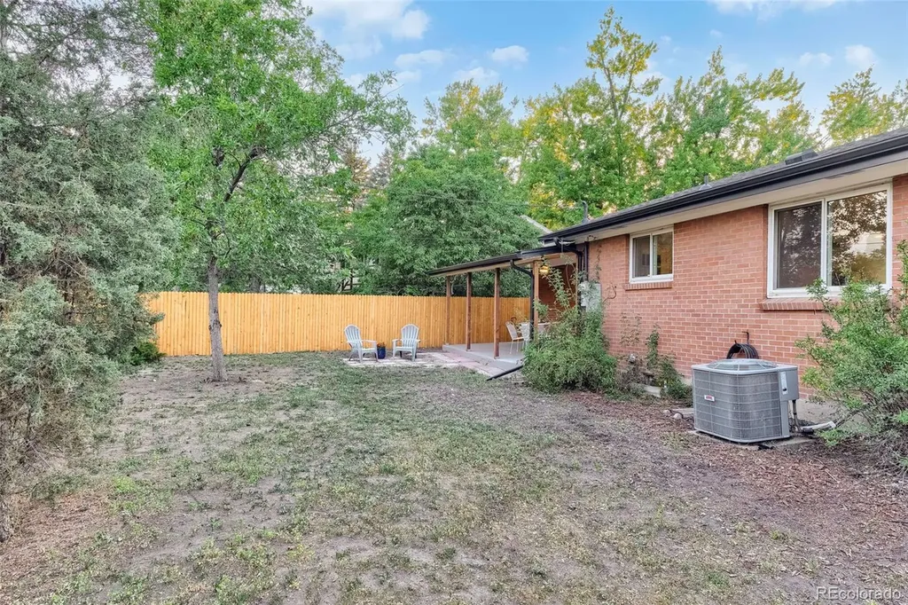 1256 S Dover Way Denver CO 80232