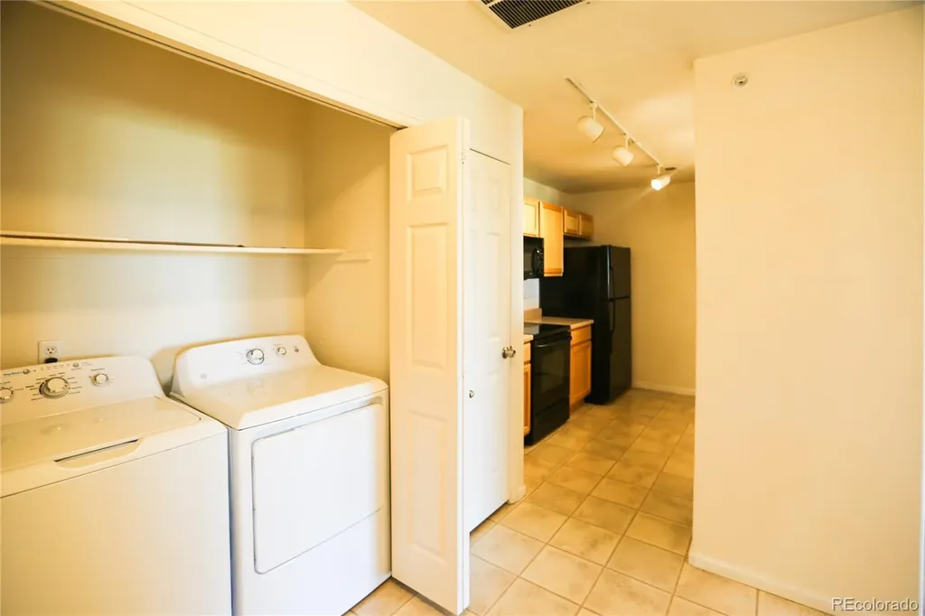 5255 Memphis Street Denver CO 80239