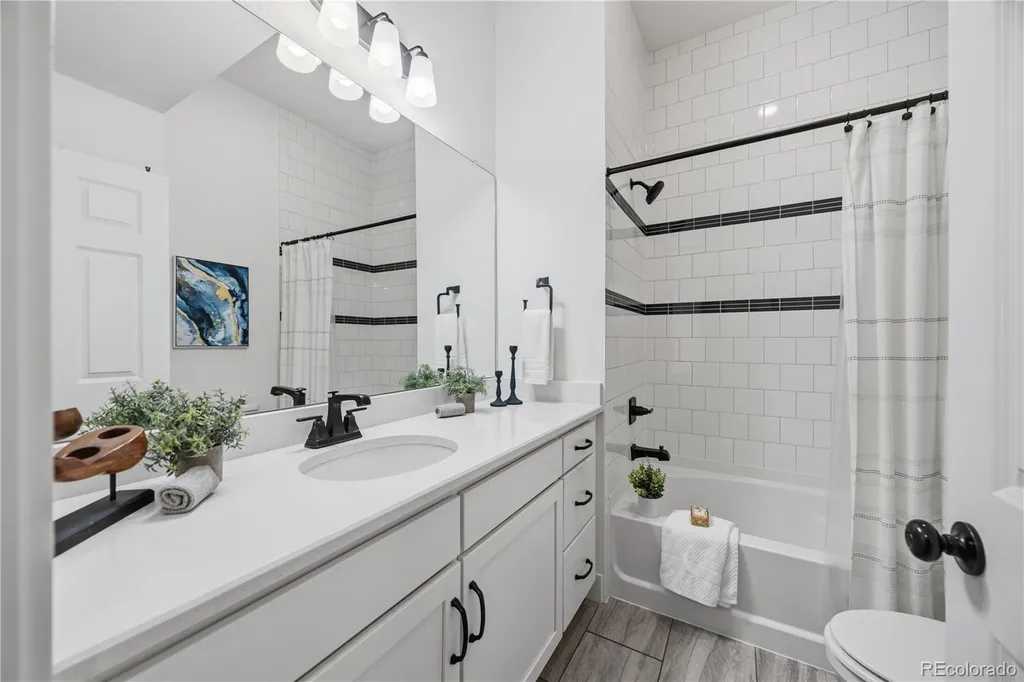 20750 E Beekman Place Denver CO 80249