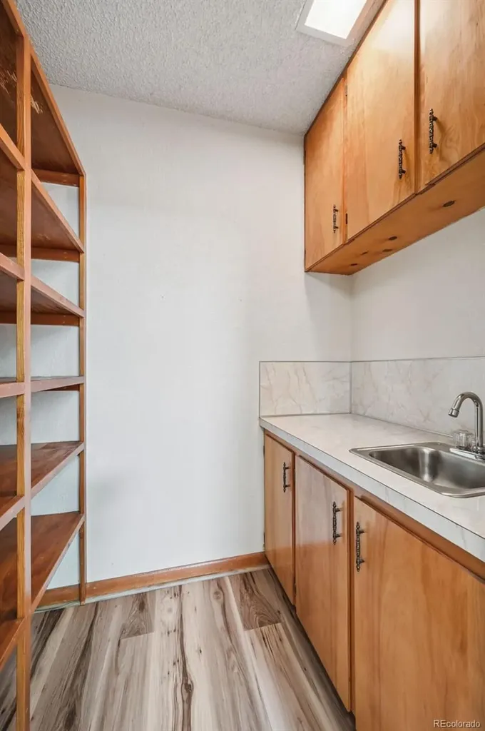 1373 S Cape Way Lakewood CO 80232