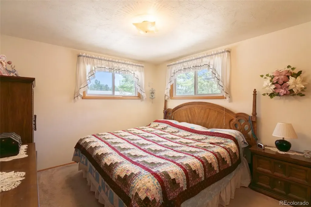 1716 Empire Avenue Loveland CO 80538